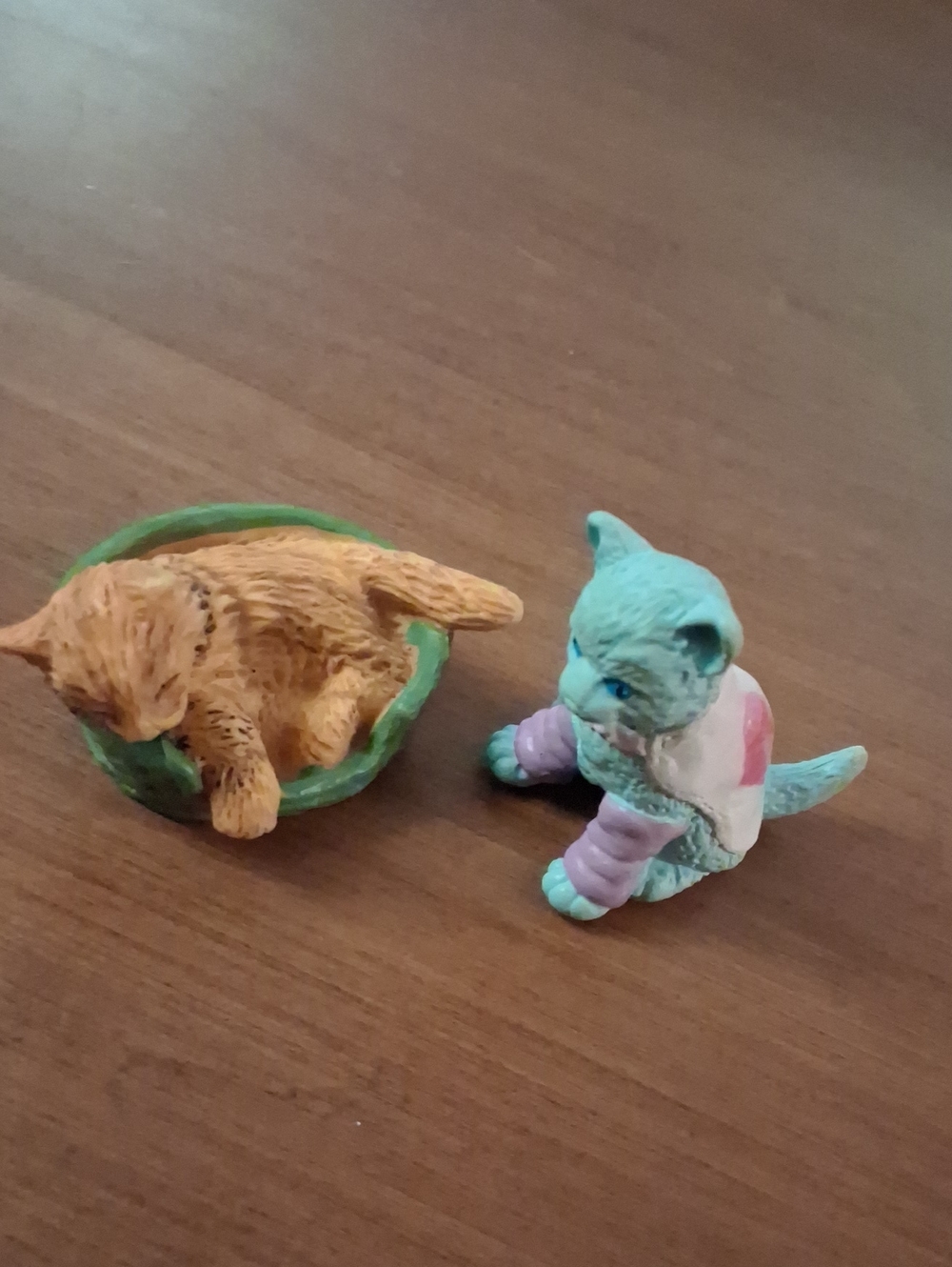 1994/95 Vtg Kitty In My Pocket Figures Cute Collectible Lot of 2